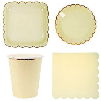 Pastel Yellow Scalloped Party Set