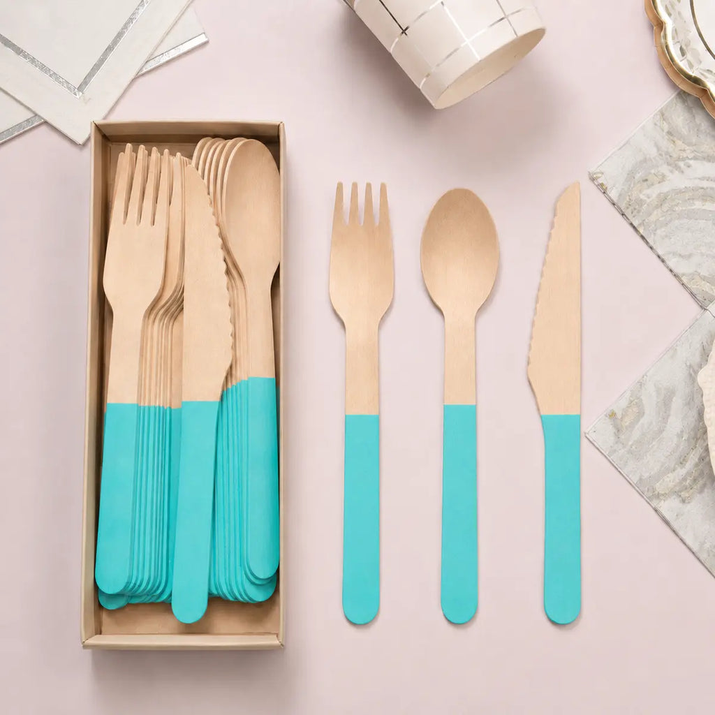 Solid Color Wooden Cutlery Set – 24 Pieces