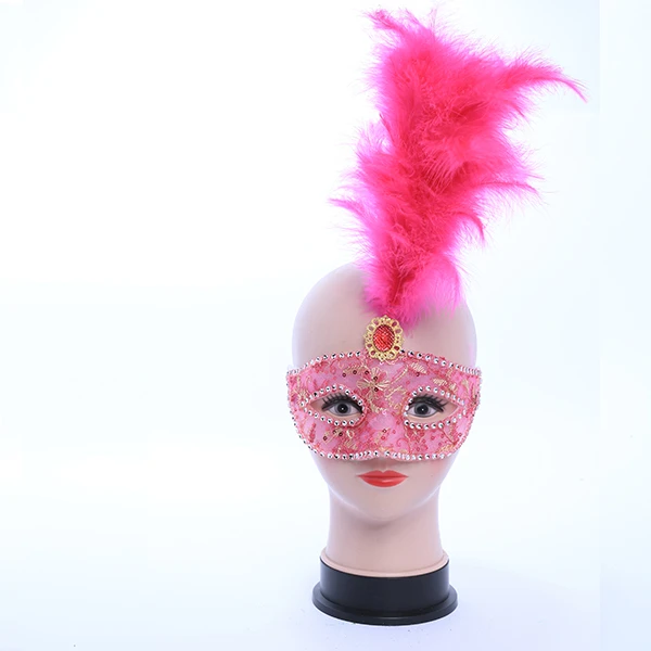 Fushia Carnival Mask with Middle long Feather