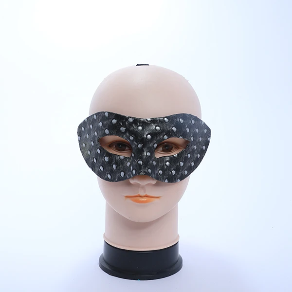 Black Pointed Silver Leather Mask